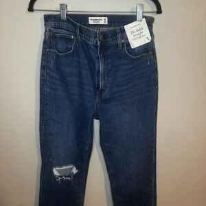 Abercrombie & Fitch Women’s  Dark Blue Ankle Straight Jeans